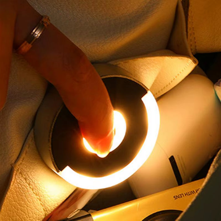 Mini Searchlight Lady Cosmetic Bag Lighting Mini Lamp Portable Outdoor Cycling Light with Clip Sensor Touch Light Night Lights